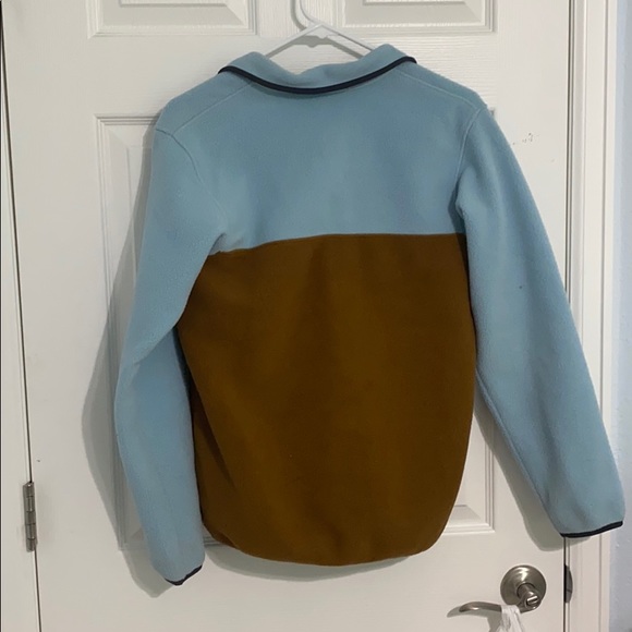 Patagonia Synchilla Blue and Tan Fleece - Picture 2 of 4